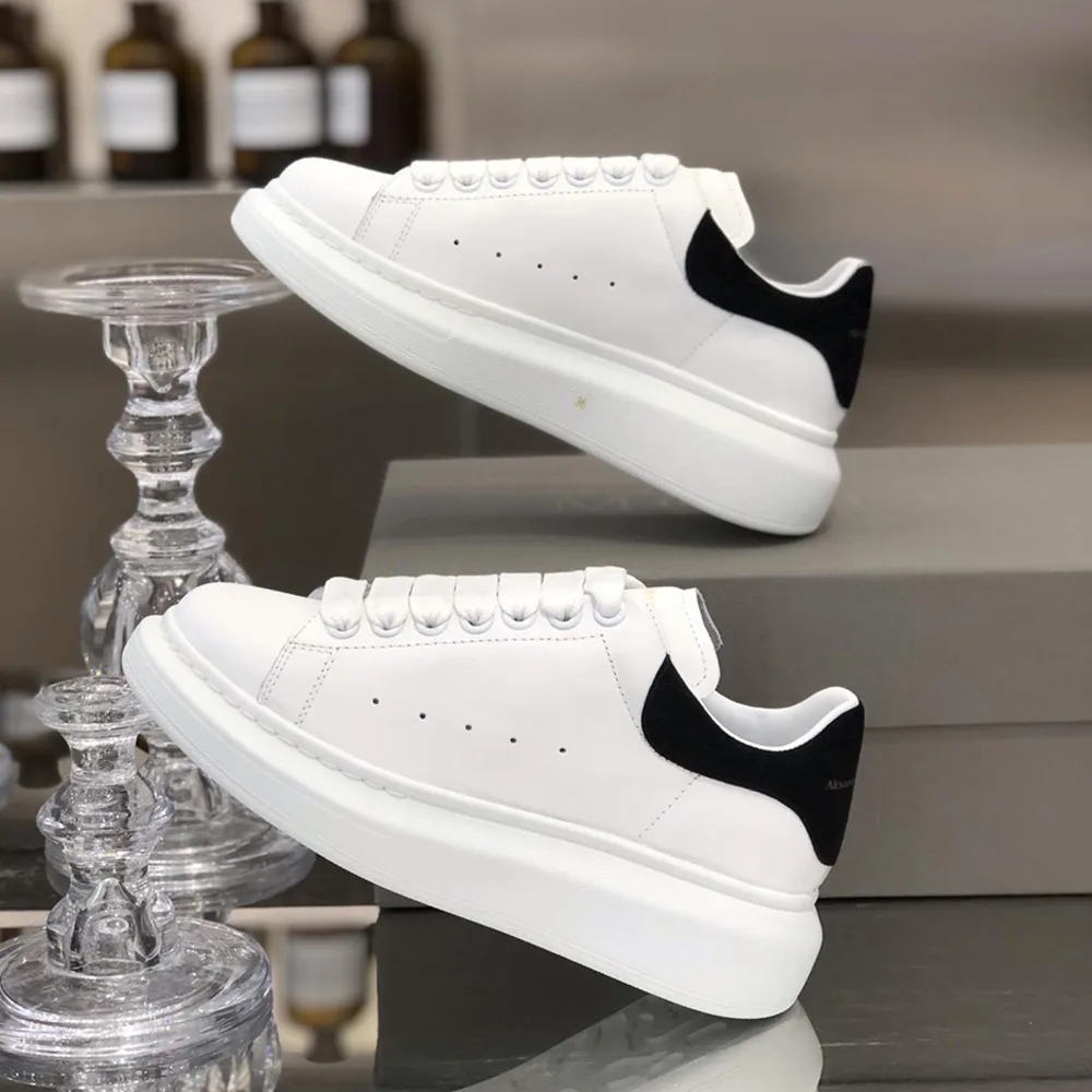 New Women's Small White Shoes woman Leather Breathable Muffin Thick-soled Lace zapatos de mujer sapato feminino sneakers
New Women's Small White Shoes woman Leather Breathable Muffin Thick-soled Lace zapatos de mujer sapato feminino sneakers
