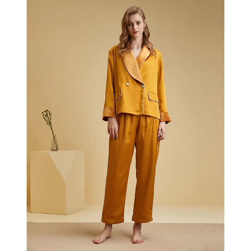 Maison Gabrielle Luxury Velvet-Lined Pajamas Set Autumn Winter Two-Piece Women's Loungewear Double-Breasted Shawl Long-Sleeved
Maison Gabrielle Luxury Velvet-Lined Pajamas Set Autumn Winter Two-Piece Women's Loungewear Double-Breasted Shawl Long-Sleeved