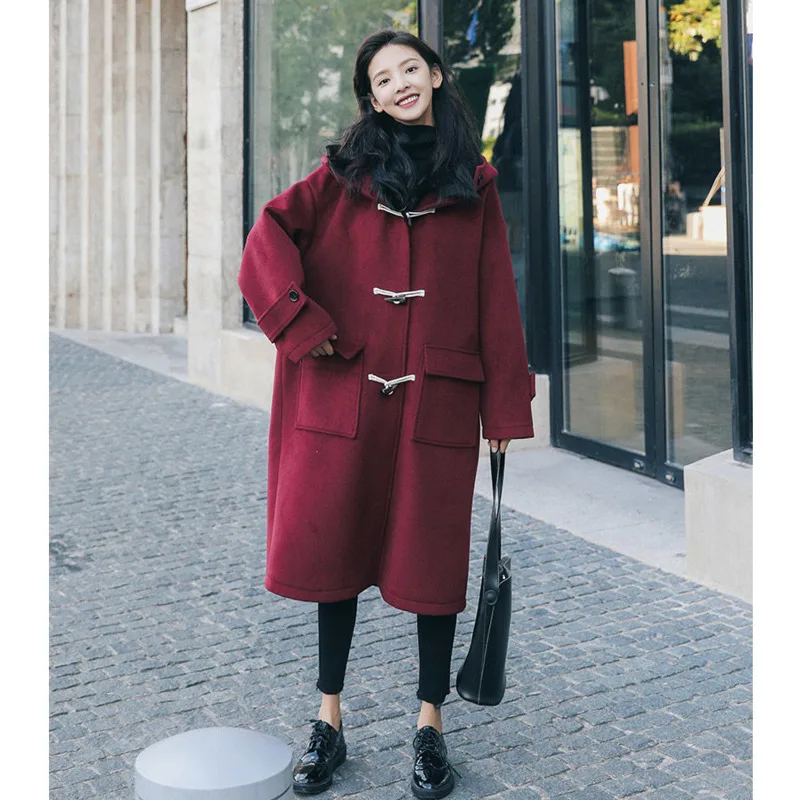 Women Winter Warm Woolen Coats Vintage Horn Button Loose Hooded Trench Coat Street Long Jackets Outwears Casaco Feminino Jaqueta
Women Winter Warm Woolen Coats Vintage Horn Button Loose Hooded Trench Coat Street Long Jackets Outwears Casaco Feminino Jaqueta