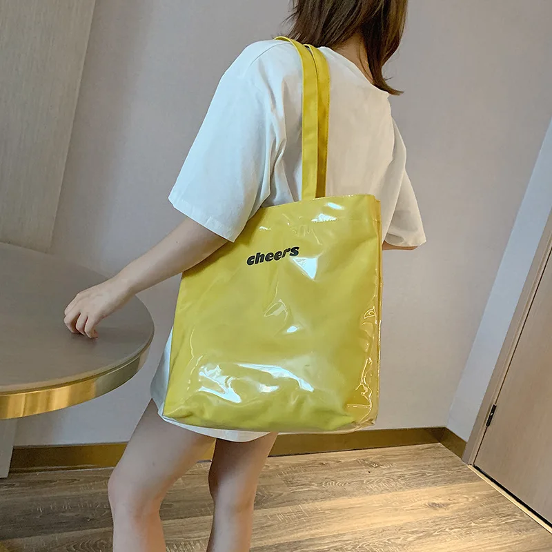 The new summer transparent female package 2019 new jelly bulk bags 
The new summer transparent female package 2019 new jelly bulk bags