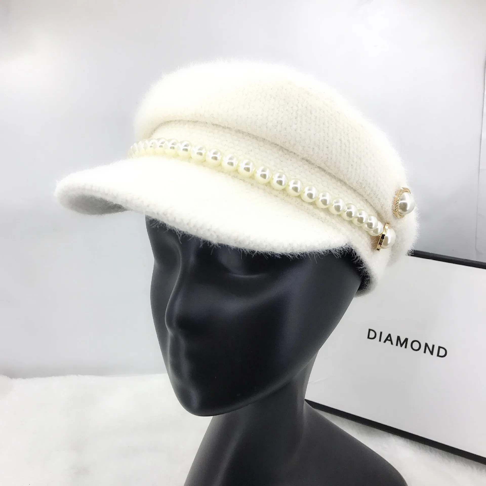 2020 New Year Winter Hat Berets Pearl Buttons Style Warm Faux Fur Lady Octagonal Hat Women Leisure Visors Cap Gorras Casquette
2020 New Year Winter Hat Berets Pearl Buttons Style Warm Faux Fur Lady Octagonal Hat Women Leisure Visors Cap Gorras Casquette