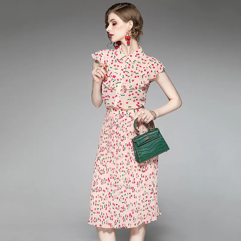 2020 Summer New Elegant Ruffle Cherry Print Chiffon Shirt Top And Matching Pleated A-half Skirt 2 Piece Set Women Outfits
2020 Summer New Elegant Ruffle Cherry Print Chiffon Shirt Top And Matching Pleated A-half Skirt 2 Piece Set Women Outfits