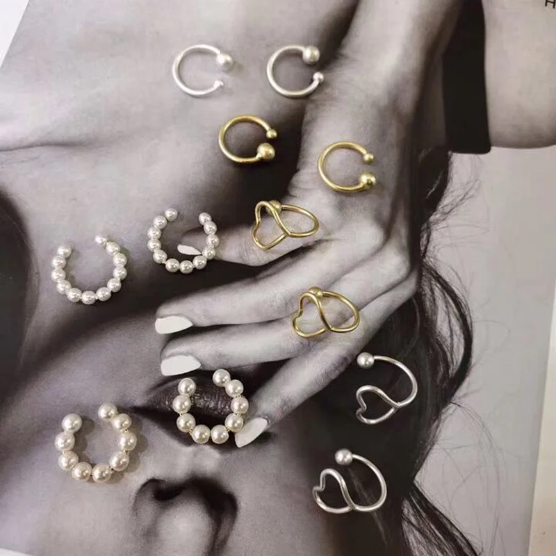 MENGJIQIAO New Simple Elegant Metal Hollow Heart Clip Earrings For Women Round No Piercing Fake Cartilage Ear Jewelry Gifts
MENGJIQIAO New Simple Elegant Metal Hollow Heart Clip Earrings For Women Round No Piercing Fake Cartilage Ear Jewelry Gifts