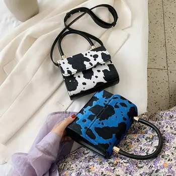 Women Small Shoulder Bags 2020 New Designer Cow Milk Pattern Handbag Retro Square PU Leather Underarm Bags Female Daily Totes
Women Small Shoulder Bags 2020 New Designer Cow Milk Pattern Handbag Retro Square PU Leather Underarm Bags Female Daily Totes