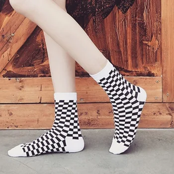 Korea Funky Harajuku Trend Women's Chess Socks Geometric Plaid Socks Men's Hip Hop Cotton Unisex Streetwear New Socks
Korea Funky Harajuku Trend Women's Chess Socks Geometric Plaid Socks Men's Hip Hop Cotton Unisex Streetwear New Socks
