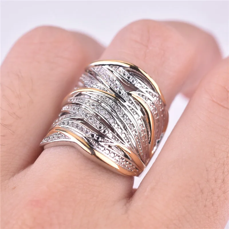 New Arrival Lady Silver 925 Rings For Girls Lady Jewelry Luxury Crystal Stone Gold Ring Female Bride Wedding Accessories Women
New Arrival Lady Silver 925 Rings For Girls Lady Jewelry Luxury Crystal Stone Gold Ring Female Bride Wedding Accessories Women