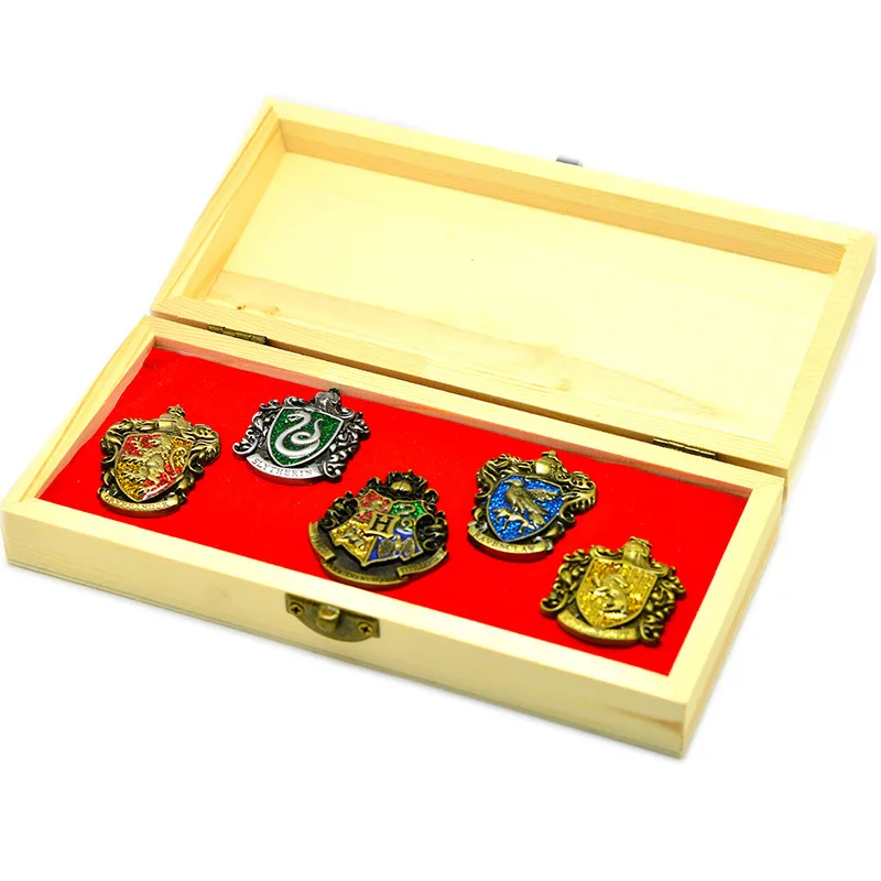 5-piece Set Harried Potters Magical School Badge Gryffindor Hogwart Symbol Metal Brooch Pins Cosplay Gift With Wood box
5-piece Set Harried Potters Magical School Badge Gryffindor Hogwart Symbol Metal Brooch Pins Cosplay Gift With Wood box