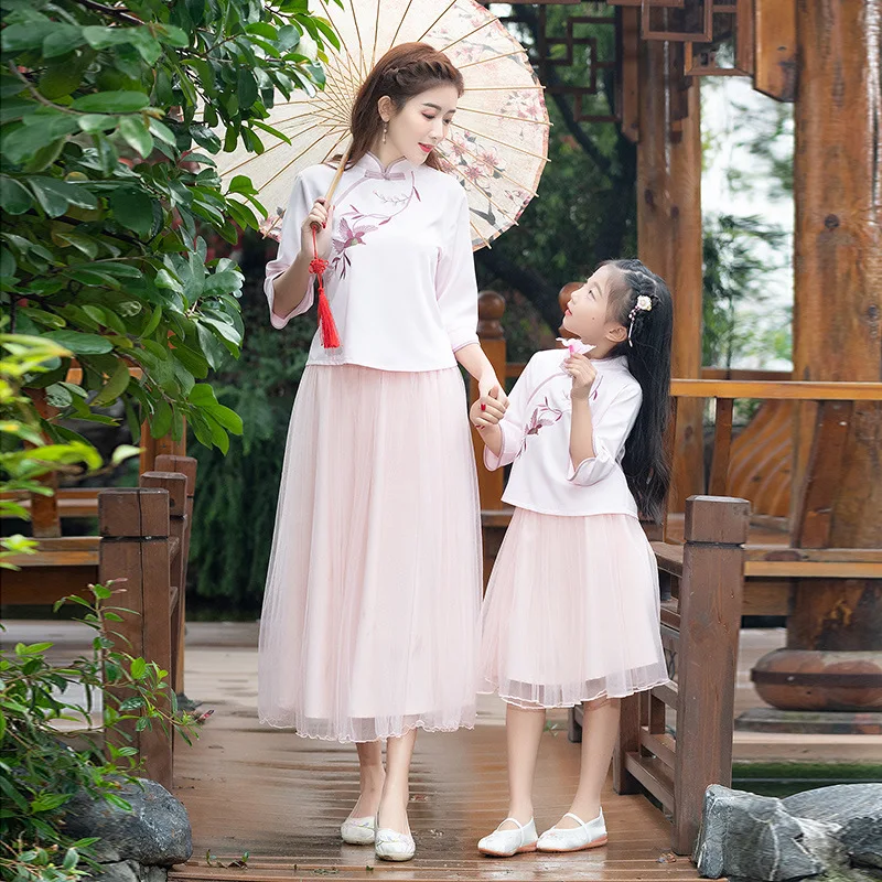 Photo Shoot New Style Chinese Clothing Improved Chinese Costume Parent-child Matching Outfit Retro Set Chinese-style
Photo Shoot New Style Chinese Clothing Improved Chinese Costume Parent-child Matching Outfit Retro Set Chinese-style