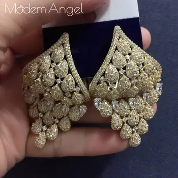 ModemAngel Trendy American Cubic Zirconia Crystal MultiColored Big Hoop Earrings Circle Round Design Women Ear Jewelry
ModemAngel Trendy American Cubic Zirconia Crystal MultiColored Big Hoop Earrings Circle Round Design Women Ear Jewelry