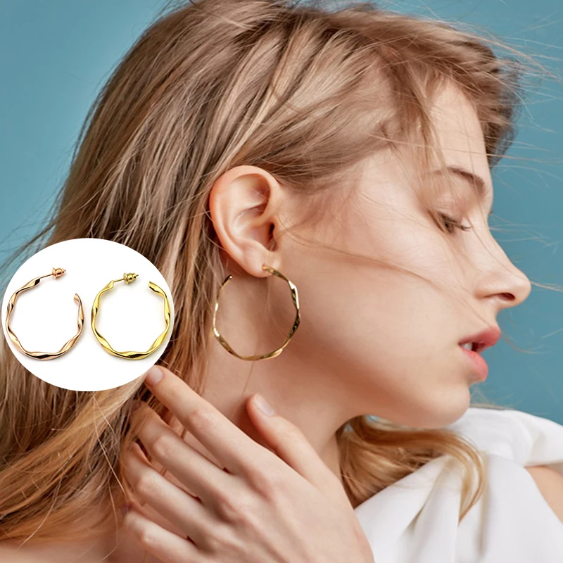 Minimalist Stainless Steel Hoop Earrings for Women Girl Charming Big Twist Circle Ear Piercing Accessories Jewelry
Minimalist Stainless Steel Hoop Earrings for Women Girl Charming Big Twist Circle Ear Piercing Accessories Jewelry