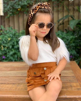 2020 New Fashion Girls Clothes 2PCS Little Ladies Outfits Feather Sleeve Round Neck Top + Brown Buttons Skirt Clothes Sets
2020 New Fashion Girls Clothes 2PCS Little Ladies Outfits Feather Sleeve Round Neck Top + Brown Buttons Skirt Clothes Sets