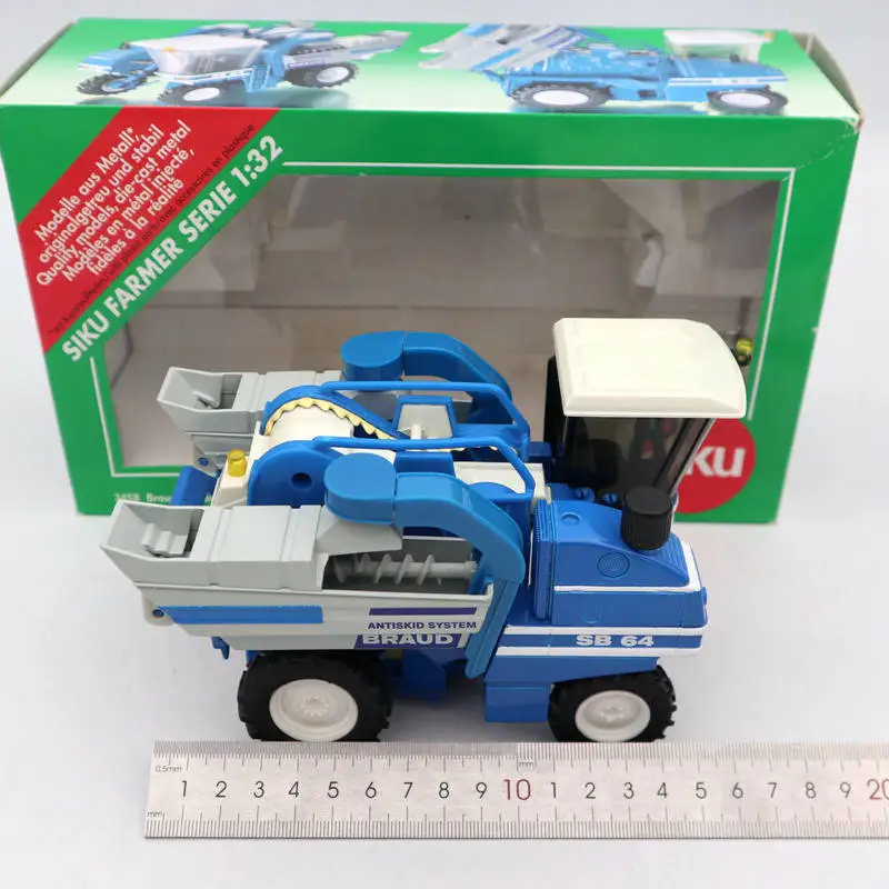 Siku 3458 Farmer Serie Braud Traubenvollernter SB 64 Grape Harvester Machine a Vendanger 1:32 Scale Diecast Models Toys 
Siku 3458 Farmer Serie Braud Traubenvollernter SB 64 Grape Harvester Machine a Vendanger 1:32 Scale Diecast Models Toys