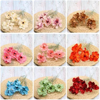 20Pcs Fake Calendula (6 heads/piece) Simulation Spring Chrysanthemum for Wedding Home Showcase Decorative Artificial Flowers
20Pcs Fake Calendula (6 heads/piece) Simulation Spring Chrysanthemum for Wedding Home Showcase Decorative Artificial Flowers