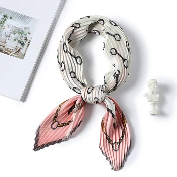 2020 Silk Square Hair Scarf Head Wraps for Women Female Bandand Accessories Headkerchief Shawl Fashion Designer Hijab Summer New
2020 Silk Square Hair Scarf Head Wraps for Women Female Bandand Accessories Headkerchief Shawl Fashion Designer Hijab Summer New
