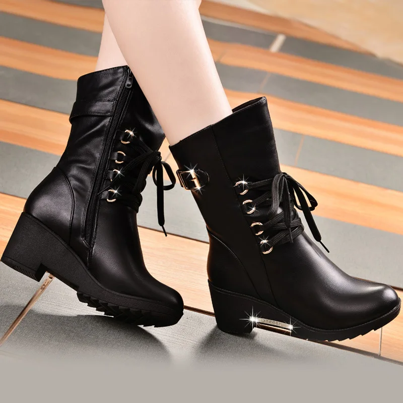 Dunhu Boots Women's 2019 New Style Autumn And Winter Slanted Heel Tube Martin Boots plus Velvet Boots WOMEN'S Shoes Winter Mom C 
Dunhu Boots Women's 2019 New Style Autumn And Winter Slanted Heel Tube Martin Boots plus Velvet Boots WOMEN'S Shoes Winter Mom C