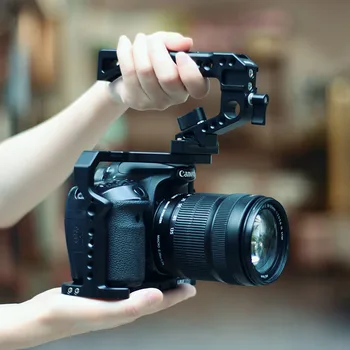 UURig Universal Chute Portable Hand Grip Extend Cold Shoe Mount Vlog Cage SLR Camera Accessories For Monitor Video LED Light Mic
UURig Universal Chute Portable Hand Grip Extend Cold Shoe Mount Vlog Cage SLR Camera Accessories For Monitor Video LED Light Mic