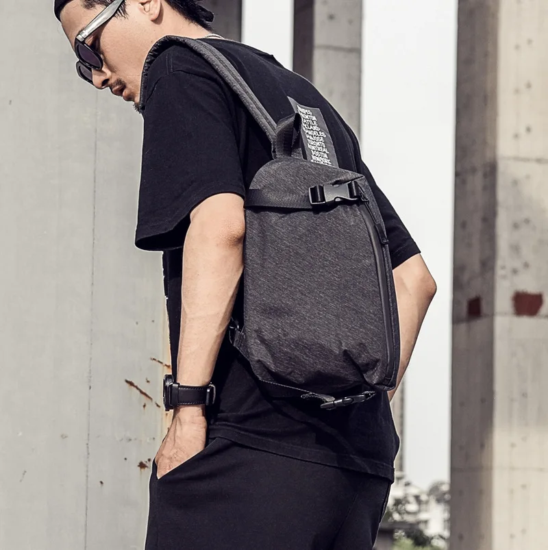 Millet Celebrity Style MEN'S Messenger Bag Shoulder Bag Fashion Man Chest Pack Casual Portable Chest Pack 
Millet Celebrity Style MEN'S Messenger Bag Shoulder Bag Fashion Man Chest Pack Casual Portable Chest Pack