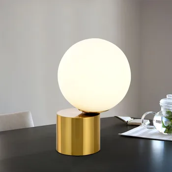 Modern Nordic Retro copper Glass Table Lamp European Eye Bedside table lamps LED Round Table Light For Living Room Bedroom
Modern Nordic Retro copper Glass Table Lamp European Eye Bedside table lamps LED Round Table Light For Living Room Bedroom