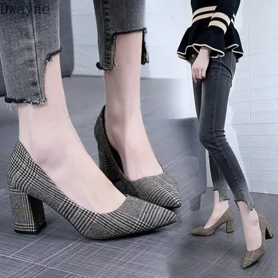 2019 new thick with houndstooth pointed Korean version of the shallow mouth single shoes women 
2019 new thick with houndstooth pointed Korean version of the shallow mouth single shoes women