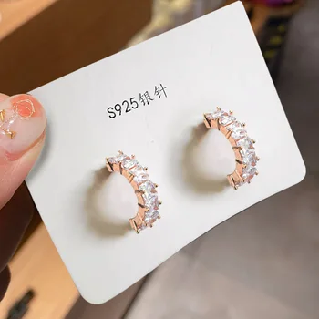 S925 Needles Earrings Korean-style Design Paragraph Graceful Light Luxury Bright gao shi quan Rhinestone C- Sugar Sugar Ear Stud
S925 Needles Earrings Korean-style Design Paragraph Graceful Light Luxury Bright gao shi quan Rhinestone C- Sugar Sugar Ear Stud