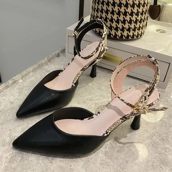 Women's Shoes 2020 Spring New Pointed Toe Shoes Models Sexy Fine With Snake Pattern Nightclub Sandals Buckle High Heel Sandals
Women's Shoes 2020 Spring New Pointed Toe Shoes Models Sexy Fine With Snake Pattern Nightclub Sandals Buckle High Heel Sandals