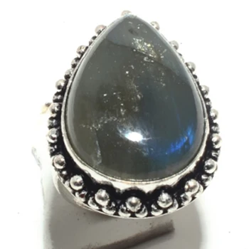 Labradorite Ring Silver Overlay over Copper, USA Size: 6.75 , R5832
Labradorite Ring Silver Overlay over Copper, USA Size: 6.75 , R5832