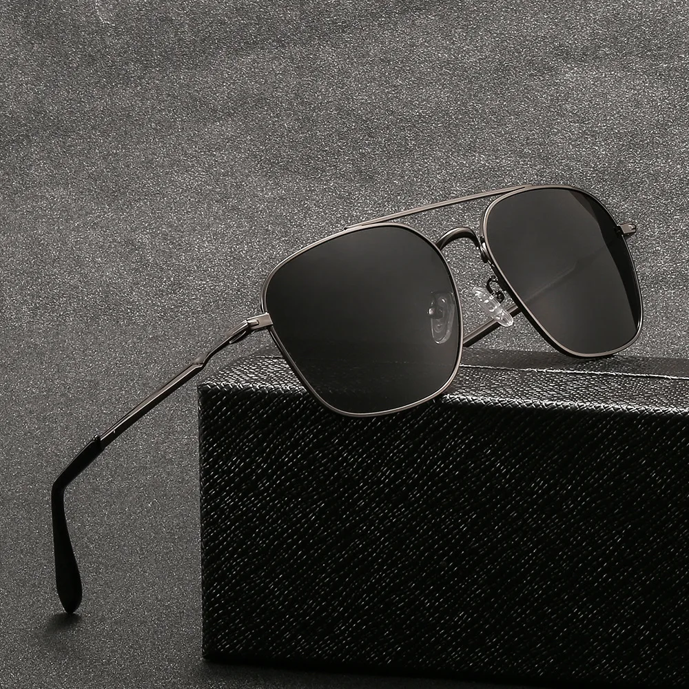 New Arrival 2020 Polarized Sunglasses Men Trending Metal Frame Driving Traveling Glasses For Male Wholesale oculos de sol 8009
New Arrival 2020 Polarized Sunglasses Men Trending Metal Frame Driving Traveling Glasses For Male Wholesale oculos de sol 8009