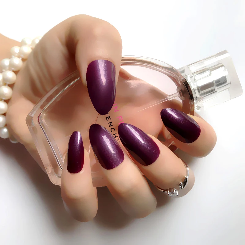 24Pcs Charming Fake False Nails Tips Big red Pointed Head Full Cover Nail Tips Long Style Nude Artificial Flase Nails
24Pcs Charming Fake False Nails Tips Big red Pointed Head Full Cover Nail Tips Long Style Nude Artificial Flase Nails