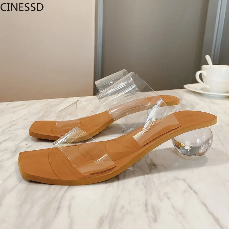 New Brand Women Slipper Summer Geometric Heel Women Beach Slippers Transparent PVC Sandals Square Toe Slides
New Brand Women Slipper Summer Geometric Heel Women Beach Slippers Transparent PVC Sandals Square Toe Slides