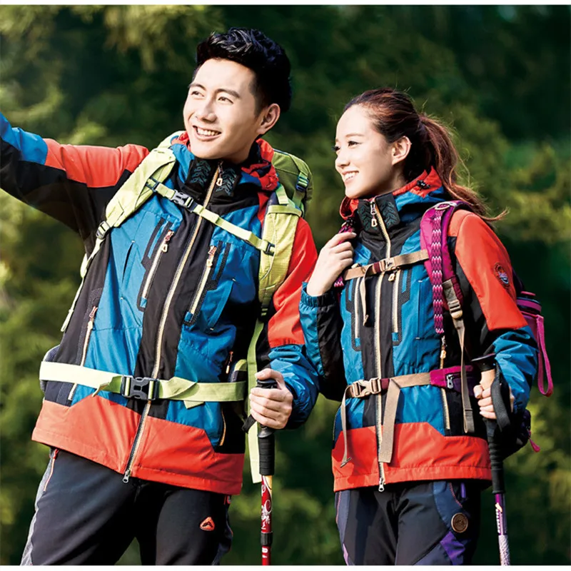 Hot Sale 3 In 1 Outdoor Lovers Waterproof Windproof Jacket Camping Climbing Skiing Men Women Couple Windbreaker Warm Hiking Coat
Hot Sale 3 In 1 Outdoor Lovers Waterproof Windproof Jacket Camping Climbing Skiing Men Women Couple Windbreaker Warm Hiking Coat