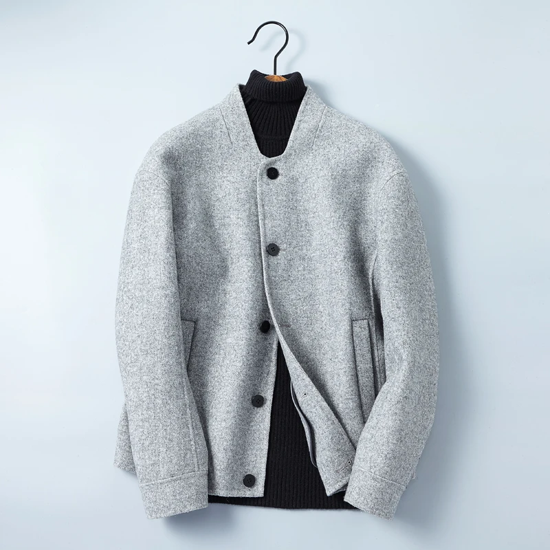 Fashion Designer Men Casual Jacket 80% Wool Double-sided Woolen Material Mens Baseball Jacket Solid Outerwear Gray Coat 1703
Fashion Designer Men Casual Jacket 80% Wool Double-sided Woolen Material Mens Baseball Jacket Solid Outerwear Gray Coat 1703