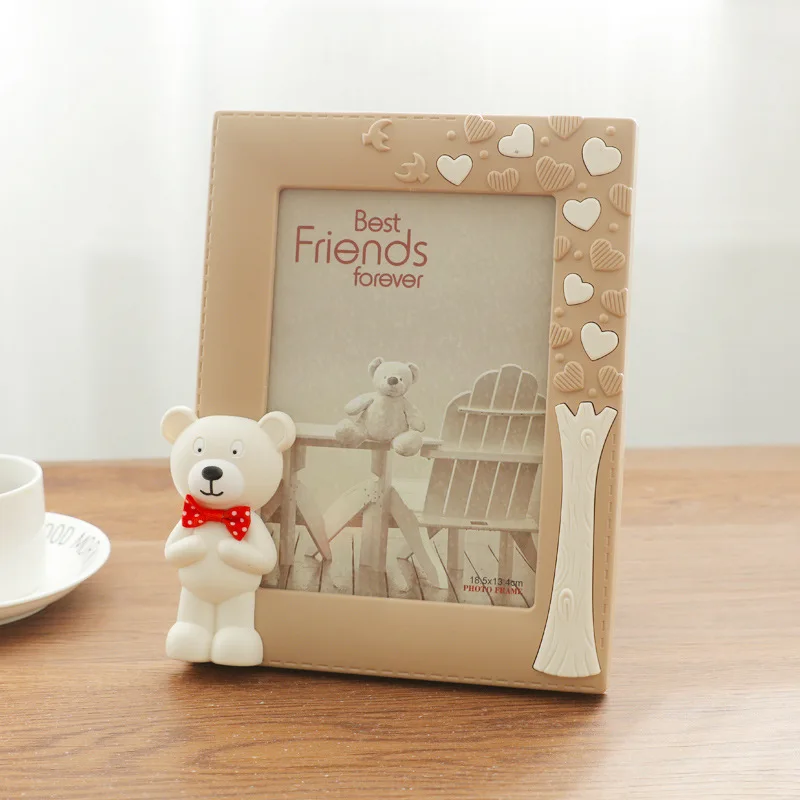 Home Tabletop Creative Frame Cute Little Bear Bow Painting Frame Cartoon Bear Paragraph Large Frame Plastic Photo Frame
Home Tabletop Creative Frame Cute Little Bear Bow Painting Frame Cartoon Bear Paragraph Large Frame Plastic Photo Frame