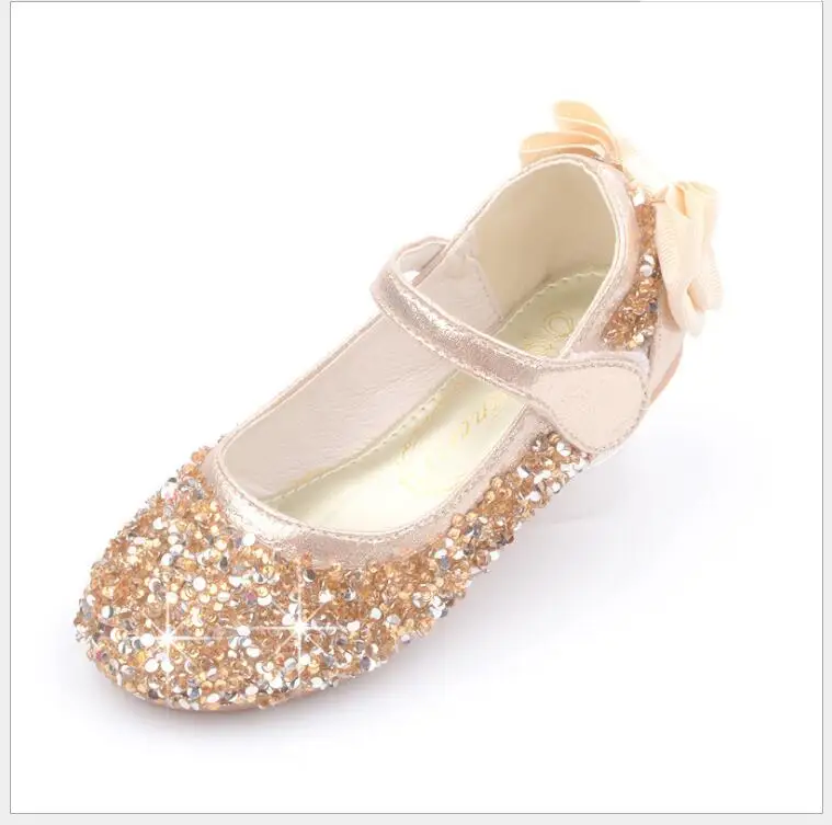 Girls' leather shoes Girls Wedding Shoes Glitter New Brand Flat Heels Children Princess Sandals Dance Kids Fashion Party Shoes
Girls' leather shoes Girls Wedding Shoes Glitter New Brand Flat Heels Children Princess Sandals Dance Kids Fashion Party Shoes