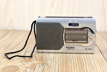 R22 Radio Mini Antenna AM /FM World Receiver Battery Powered Portable Telescopic Antenna Radio World Receiver Battery Powered
R22 Radio Mini Antenna AM /FM World Receiver Battery Powered Portable Telescopic Antenna Radio World Receiver Battery Powered