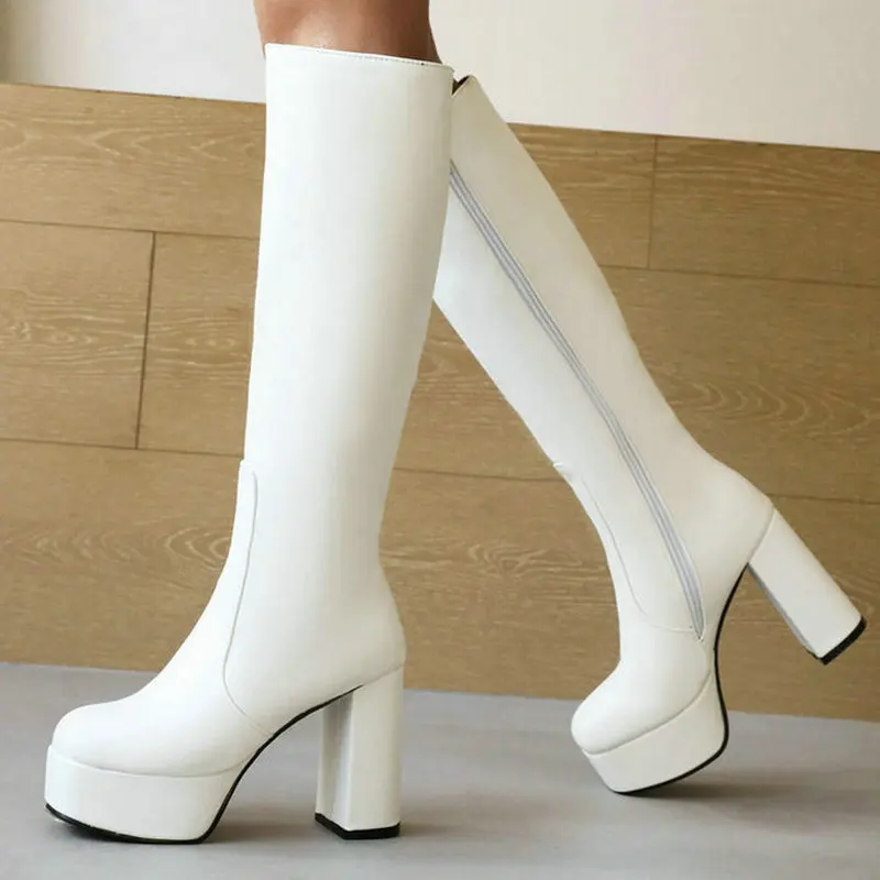 Женские сапоги до колена на платформе, мотоциклетные сапоги из искусственной кожи на высоком устойчивом каблуке, женские сапоги с круглым носком и боковой молнией, 2021
Женские сапоги до колена на платформе, мотоциклетные сапоги из искусственной кожи на высоком устойчивом каблуке, женские сапоги с круглым носком и боковой молнией, 2021
