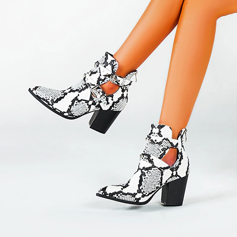 2019 Motorcycle Western Cowboy Boots Women Snake PU Leather Short Cossacks High Heels Cowgirl Booties Buckle Ankle botas Shoes
2019 Motorcycle Western Cowboy Boots Women Snake PU Leather Short Cossacks High Heels Cowgirl Booties Buckle Ankle botas Shoes