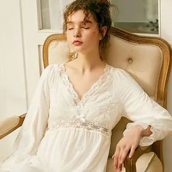 Spring New Vintage Cotton Women's Nightgowns Long Sleeve Sweet White Lace Princess Royal Sleepwear Deep V-Neck Sexy Night Dress
Spring New Vintage Cotton Women's Nightgowns Long Sleeve Sweet White Lace Princess Royal Sleepwear Deep V-Neck Sexy Night Dress