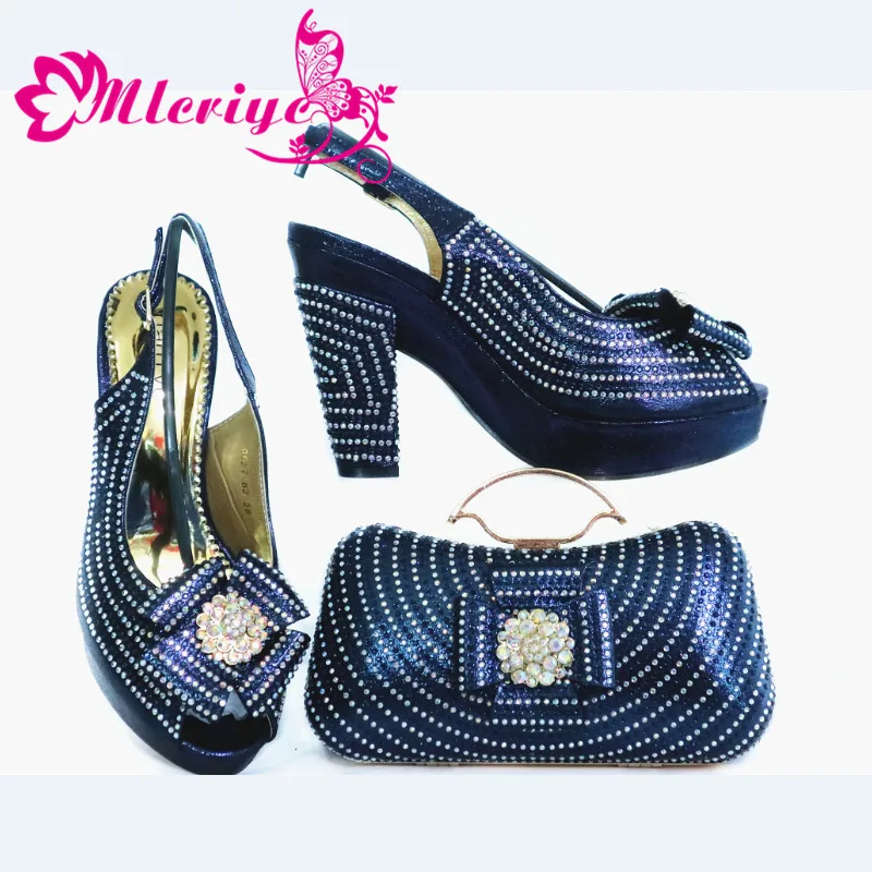 Nigerian shoes and bag set Italian shoe with matching bag best selling ladies matching shoe and bag in Royal Blue
Nigerian shoes and bag set Italian shoe with matching bag best selling ladies matching shoe and bag in Royal Blue