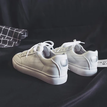 Basic small white shoes women 2020 spring and autumn new wild Korean casual women's shoes flat shoes
Basic small white shoes women 2020 spring and autumn new wild Korean casual women's shoes flat shoes