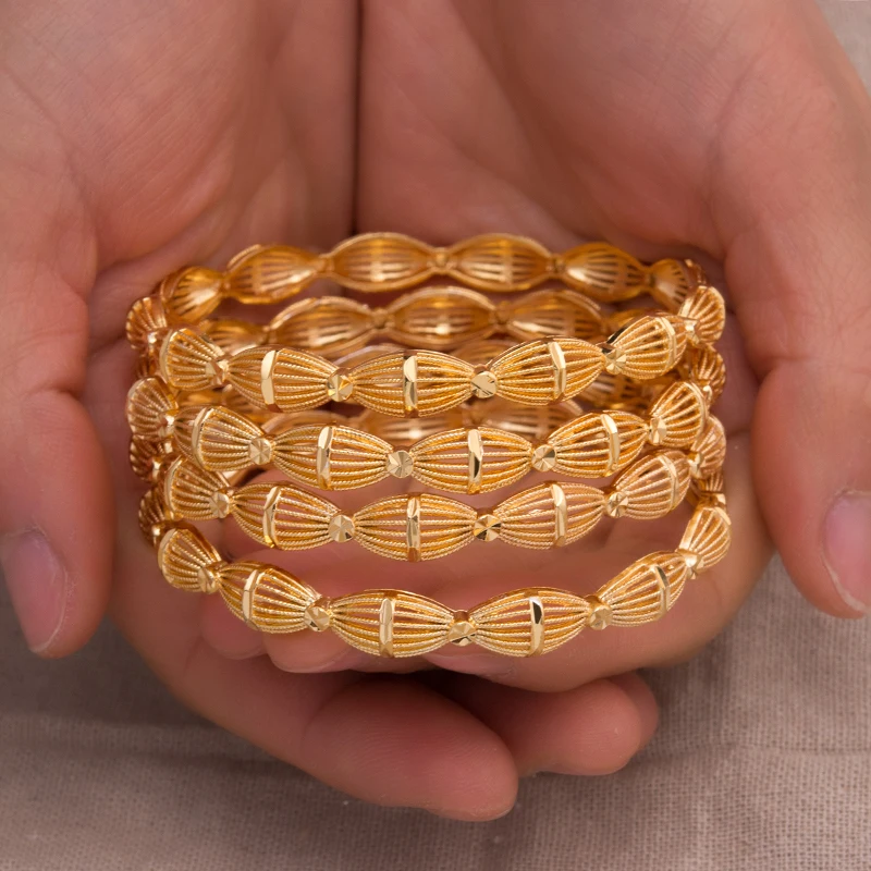 4Pcs/lot 24K Dubai Cuff Gold Color Bangle Bracelet Fashion Women Man Jewelry Copper Big Ring Bangle Jewelry Gift
4Pcs/lot 24K Dubai Cuff Gold Color Bangle Bracelet Fashion Women Man Jewelry Copper Big Ring Bangle Jewelry Gift