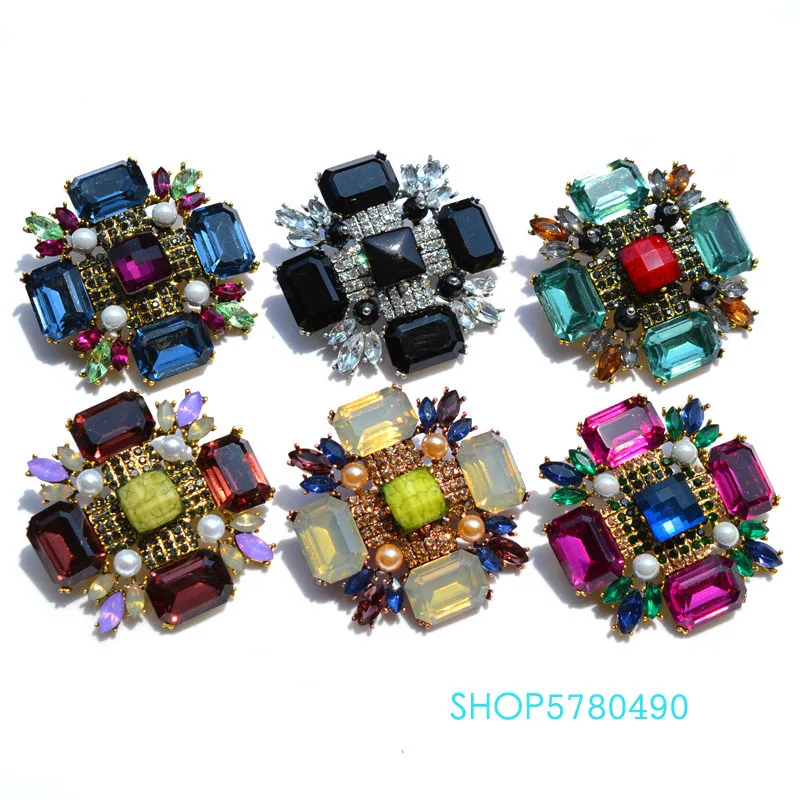 Classic Jewelry Six Color Big Crystal Brooch for Party Wedding Accessories Fashion Breast Pin Cross Brooch Ladies Coat Garments
Classic Jewelry Six Color Big Crystal Brooch for Party Wedding Accessories Fashion Breast Pin Cross Brooch Ladies Coat Garments