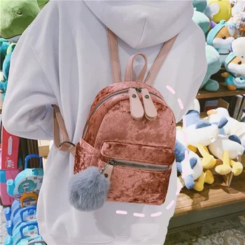 2020 new luxury high quality ladies backpack brand designer design velvet mini fashion multifunctional travel bag 4 colors
2020 new luxury high quality ladies backpack brand designer design velvet mini fashion multifunctional travel bag 4 colors