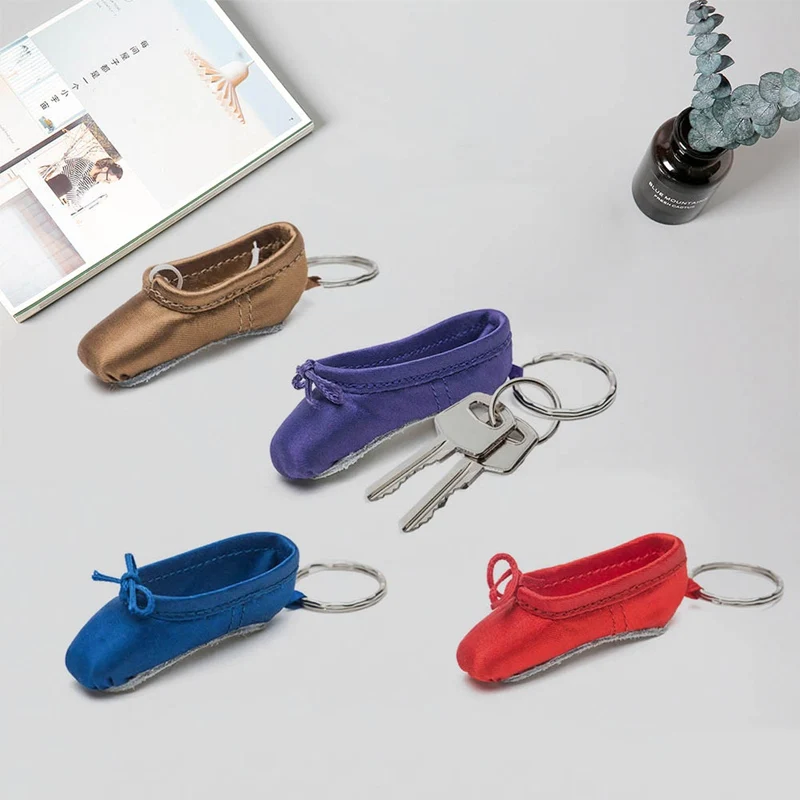1pc Ballet Foottip Pointe Shoes Key Chain Mini Shoe Ballet Keychain Satin Pointe Key Holder Dance Shoes Ballet Bag Charm Chain
1pc Ballet Foottip Pointe Shoes Key Chain Mini Shoe Ballet Keychain Satin Pointe Key Holder Dance Shoes Ballet Bag Charm Chain