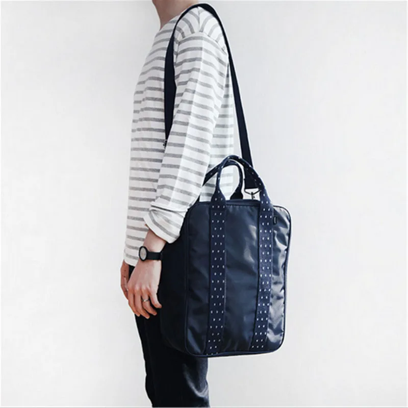 HHYUKIMI Large Capacity Sorting Out Clothes Bags One Shoulder Handheld Inclined Travel Receive Package Messenger Bags Organizer
HHYUKIMI Large Capacity Sorting Out Clothes Bags One Shoulder Handheld Inclined Travel Receive Package Messenger Bags Organizer