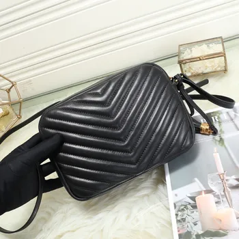 Designer High Quality Sheepskin Zip Shoulder Bag Luxury Tassel Lightweight Mini Crossbody Bag Handbag Women Fashion Office Daily
Designer High Quality Sheepskin Zip Shoulder Bag Luxury Tassel Lightweight Mini Crossbody Bag Handbag Women Fashion Office Daily