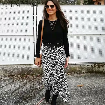 White Dots Floral Print Pleated Midi Skirt Women Elastic High Waist Skirts Summer 2020 Elegant Female Bottom Dresses
White Dots Floral Print Pleated Midi Skirt Women Elastic High Waist Skirts Summer 2020 Elegant Female Bottom Dresses