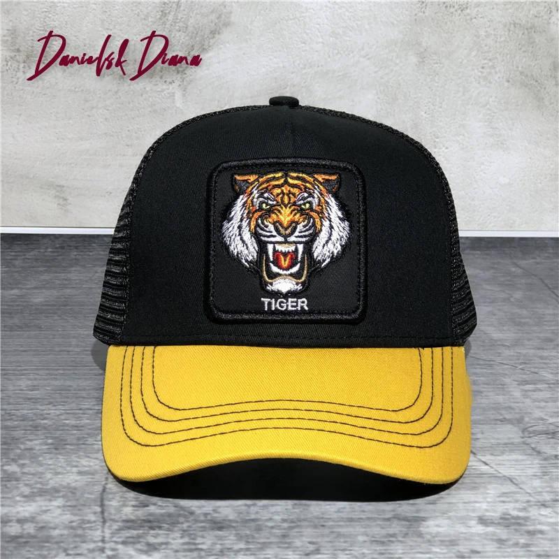 2020 New Baseball Cap Animal Embroidery Anime Cute Embroidery Summer Mesh Men's Sunshade Truck Driver hats
2020 New Baseball Cap Animal Embroidery Anime Cute Embroidery Summer Mesh Men's Sunshade Truck Driver hats