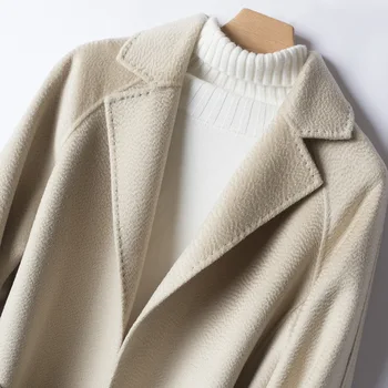 Double-faced coat female long section high-end water rippled double-faced velvet 2019 new woolen pure wool 
Double-faced coat female long section high-end water rippled double-faced velvet 2019 new woolen pure wool