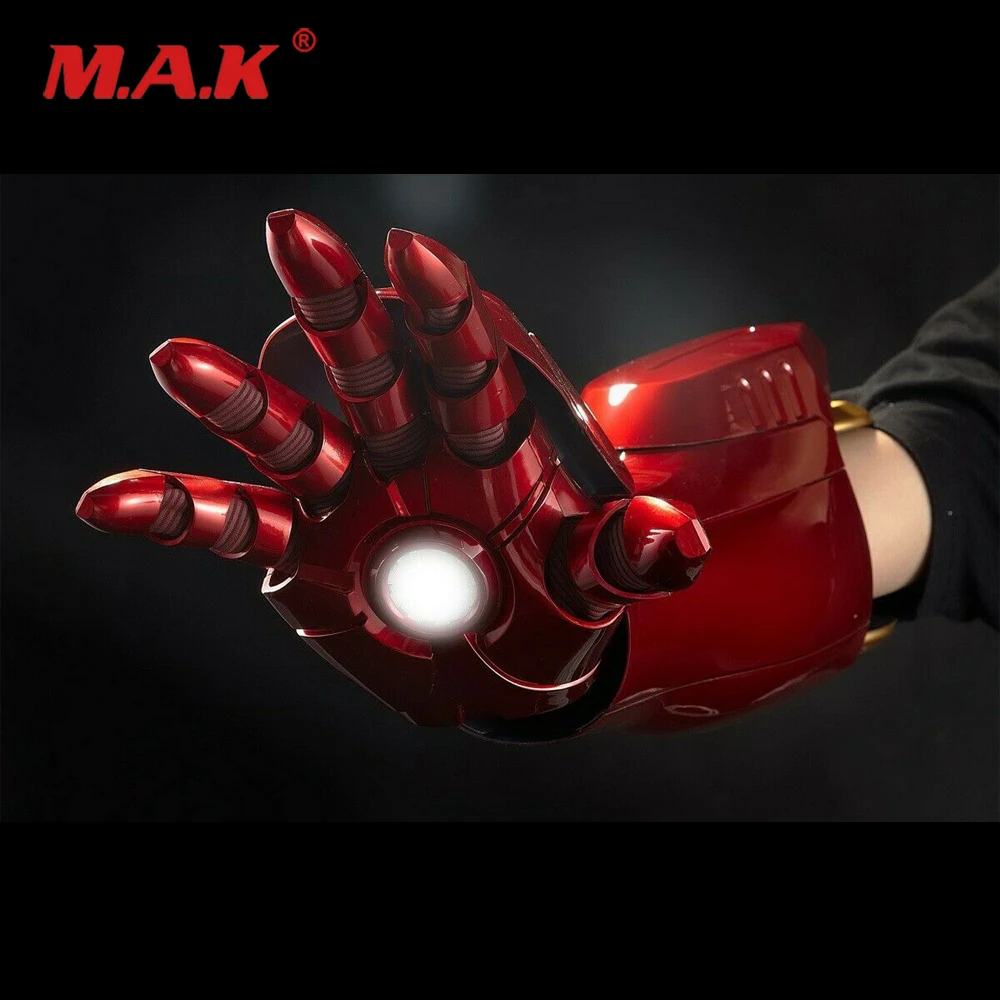 In Stock KB20056 1:1 Scale Tony Stark Iron Man MK7 LED Left Arm Gauntlet Armor Hand Toy For Collection
In Stock KB20056 1:1 Scale Tony Stark Iron Man MK7 LED Left Arm Gauntlet Armor Hand Toy For Collection
