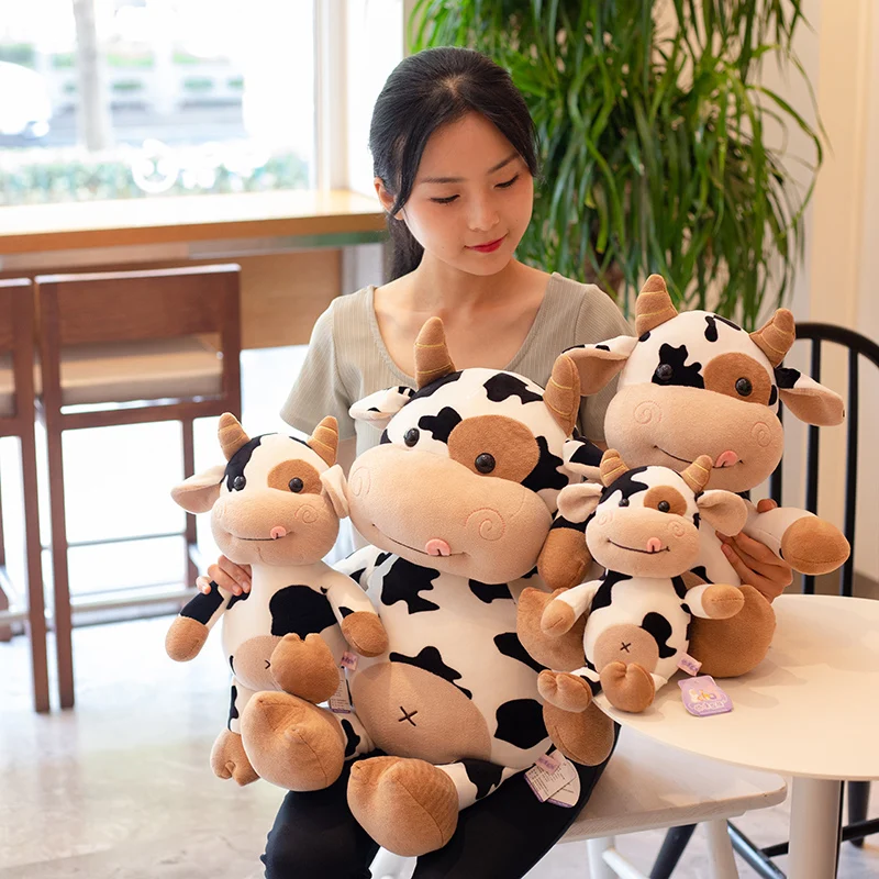 2020 New Cute Cow Plush Toy Kawaii Cattle Plush Stuffed Animals Cattle Soft Doll Girl Kids Toys Birthday Gift for Children 
2020 New Cute Cow Plush Toy Kawaii Cattle Plush Stuffed Animals Cattle Soft Doll Girl Kids Toys Birthday Gift for Children